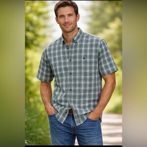 Eddie Bauer men’s button down shirt XL  100% cotton green